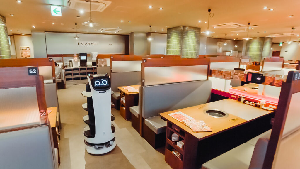 配膳ロボット